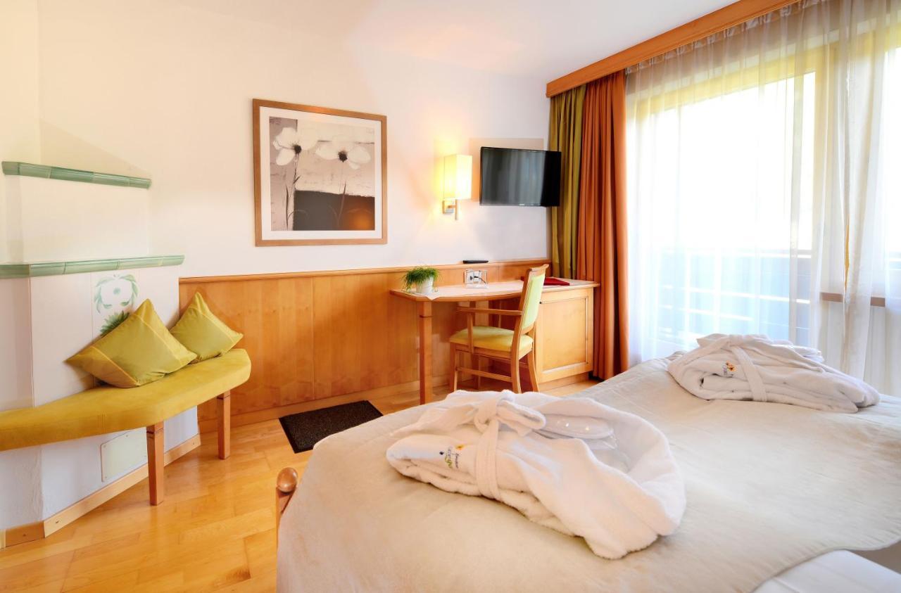 Hotel Brunnerhof Rasùn di Sotto Esterno foto