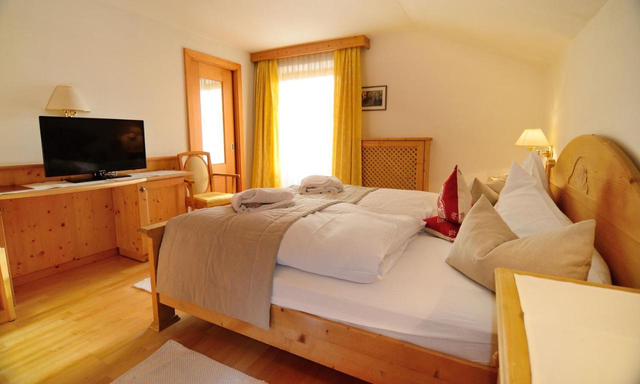 Hotel Brunnerhof Rasùn di Sotto Esterno foto