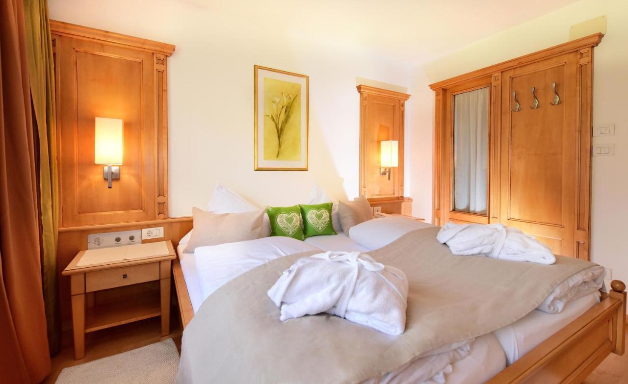 Hotel Brunnerhof Rasùn di Sotto Esterno foto