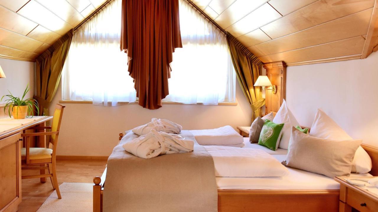 Hotel Brunnerhof Rasùn di Sotto Esterno foto